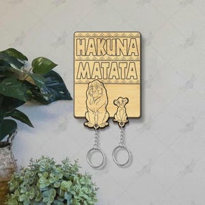 Lion King Wooden Keychain, Hakuna Matata key holder, Disney Father and son Keychain Hanger for Wall Hanging,Perfect Home Decor