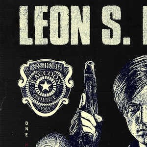 resident evil 2 leon kennedy shirt biohazard re zombie merch fanart horror survival tee rpd