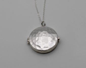 Silver Locket Necklace • Personalized Gifts • Custom Photo Jewelry • Pendant  Necklaces • Gift • Unique Gifts for Her • Minimalist Layering