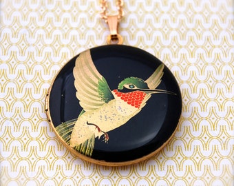Collier à pendentif médaillon colibri