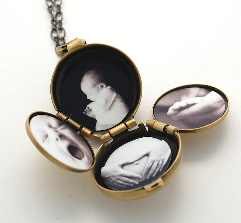 Incredible Four-Way Locket Necklace Family Album Lockets Mourning Jewelry 4 Picture Photograph Unique Gift Customize Personalize Necklaces 