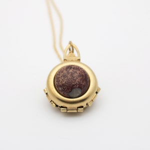 Chohua Jasper Four-Way Locket Necklace Family Album Lockets Mourning Jewelry 4 Picture Photograph Unique Gift Customize Gemstone Clarity