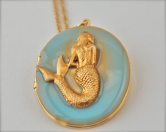 The Mermaid Locket - Vintage