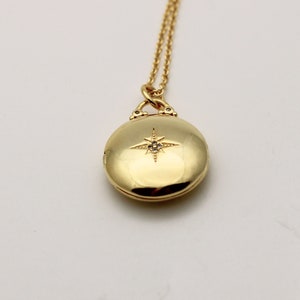 Gold Locket • Vintage Style Necklace Jewelry • Custom Photo Lockets • Personalized Gifts • Gift for Her • Mourning Memorial Pendant • Custom