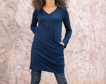 Dark Blue Loose A-Line Pullover Tunic Top, Long Sleeves Draped Tunic for Women, Bohemian Hippie Winter Solid Color Tunic Dress with Pocket