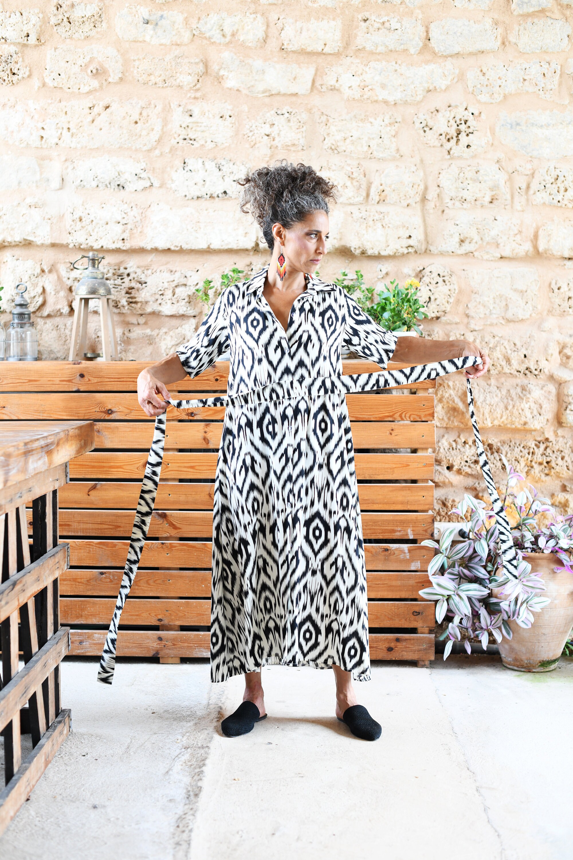 Women Maxi Dress With Long Sleeves, Black & White Geometric