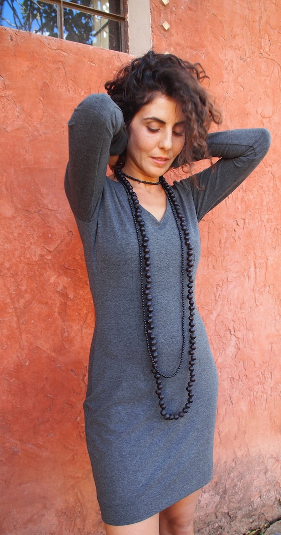 Gray Fitted Long Sleeves Winter Tunic Dress, Women Casual Mini Dress, V  Neck Urban Bohemian Casual Cotton Knit Dress with Built in Bra