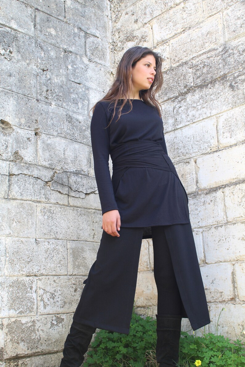 Mock Wrap Short Tunic with Black Tipping