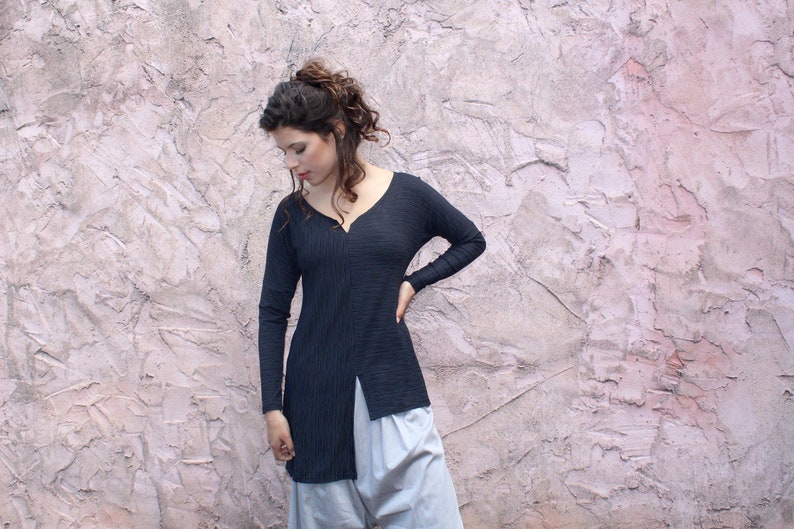 Black Asymmetric Women Loose Winter Top Flattering Urban Hippie Chic Blouse Everyday Long Sleeves Tunic Top