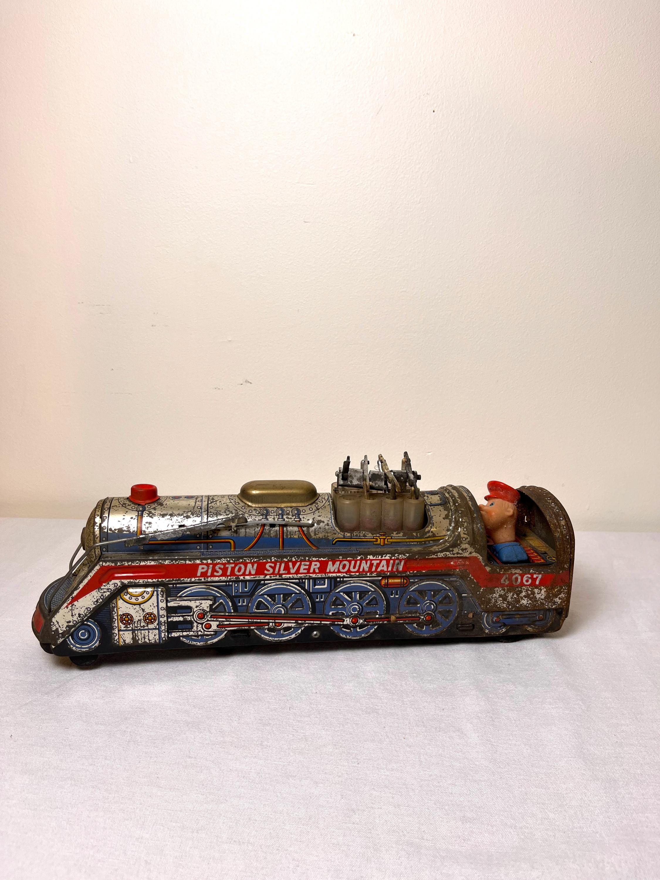 1969 New Silver Mountain Toy Train – Japan Made, Vintage  display picture 1