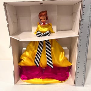 Bill Blass Barbie - Etsy