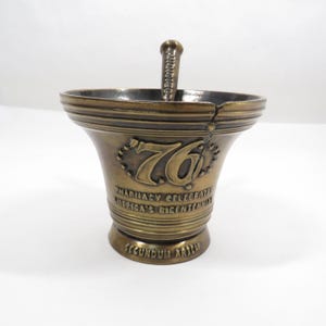 Pharmacy Mortar Pestle Metal Bicentennial 1976 Vintage collectible