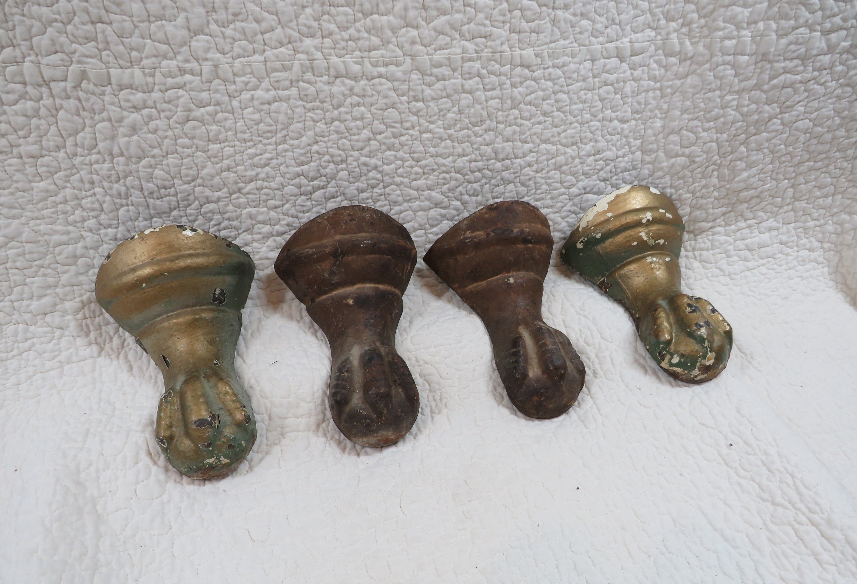 Antique Clawfoot Tub for sale compared to CraigsList Only 4 left at 60