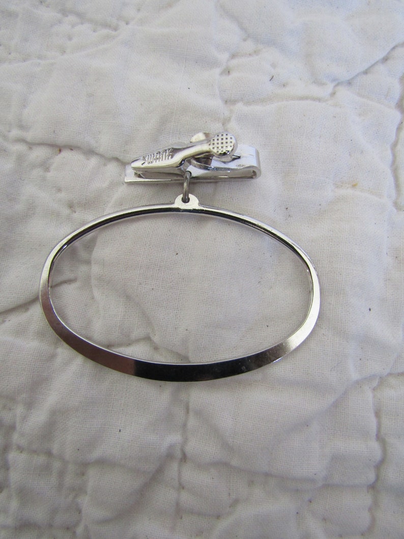 Vintage Tie Clip Silver tone metal with oval tie feed through