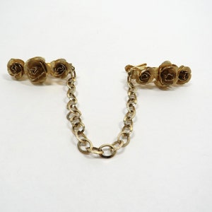 Sweater clip guard Roses gold tone metal Vintage