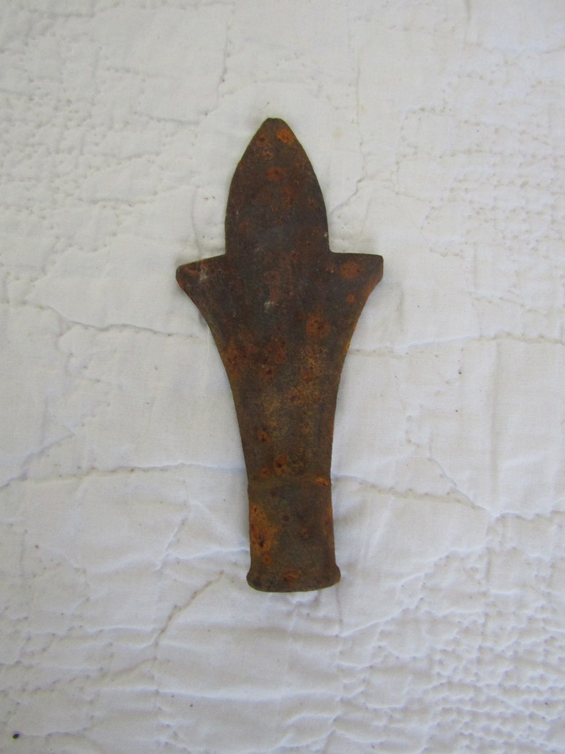 Vintage Cast Iron Finial Fully rusted