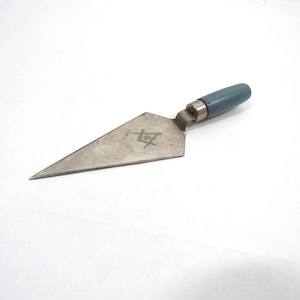 Masonic Trowel Tool Vintage engraved collectible