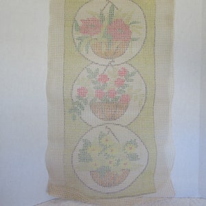 Colorful Rug Yarns 100/% Polyester Latch Hook Wooden Handle /& Mesh Kit with Rug Canvas Latch hook Canva
