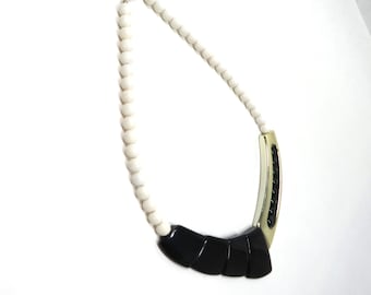 Statement Necklace 1980's Vintage Black White and Gold Retro Accessory
