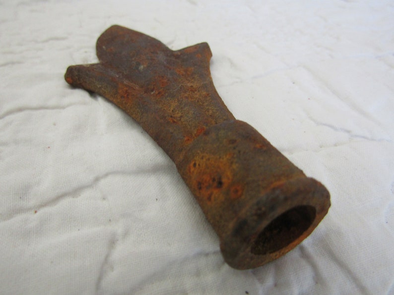 Vintage Cast Iron Finial Fully rusted