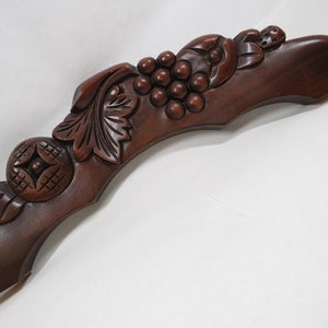 Carved wood Salvage Vintage item