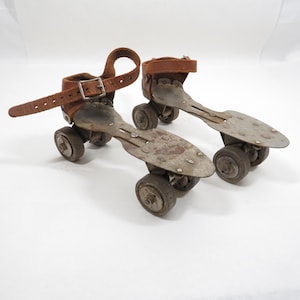 Union Roller Skates Metal Vintage collectible