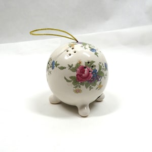 Pomander Scent Ball Pink Roses Retro nos Vintage accent