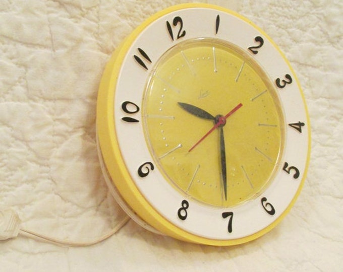 Vintage Electric Wall Clock by Lux Brand New in Box Yellow Mid Etsy
