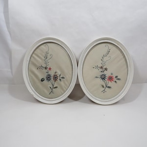2 Embroidered Pictures Oval Wood Frames Vintage cottage granny core