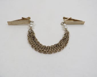 Sweater Clip / Guard Gold Metal Vintage