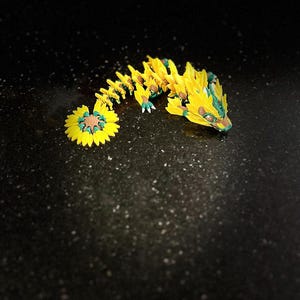 Sunflower Dragon - Articulated & Flexible 3D Printed Fantasy Creature