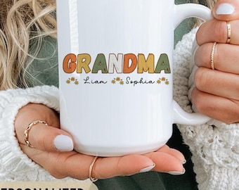 Personalized Grandma Mug With Grandkids Names, Retro Flower Grandmother Cup, Custom Nana Coffee Mug, Mother’s Day Gift, Gift For Grandma