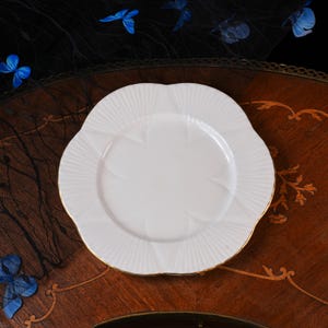 Vintage Shelley Dainty White Fluted Bone China Plate – Scalloped Gold Rim, Ribbed Radiating Panels, Salad Dessert Tea Dish, England 1950s image 4