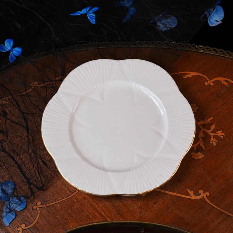 Vintage Shelley Dainty White Fluted Bone China Plate – Scalloped Gold Rim, Ribbed Radiating Panels, Salad Dessert Tea Dish, England 1950s image 4