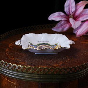 Vintage Shelley Bone China Queen Elizabeth II Coronation Dish – Sepia Portrait, Shell Handles, Lion & Unicorn, Gilt Trim, England 1953 image 7