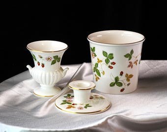 Vintage Wedgwood Wilde Aardbei – Urnvaas, Cachepot of Chamberstick, afzonderlijk verkocht, Bone China, Engeland jaren 80