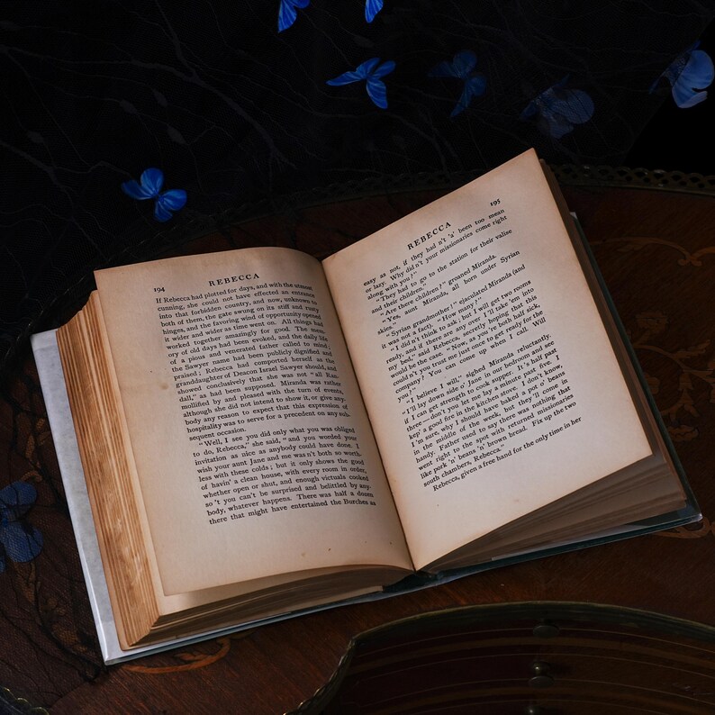 Antieke eerste editie van Rebecca of Sunnybrook Farm – Kate Douglas Wiggin, Houghton Mifflin, groene linnen band met afbeeldingen, stofomslag, gesigneerd 1903 afbeelding 7