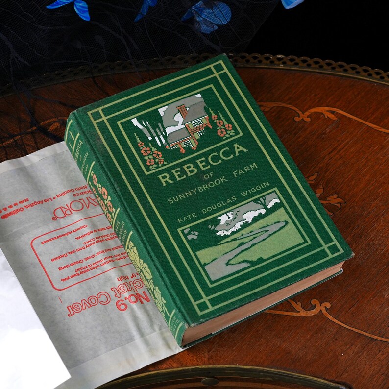Antieke eerste editie van Rebecca of Sunnybrook Farm – Kate Douglas Wiggin, Houghton Mifflin, groene linnen band met afbeeldingen, stofomslag, gesigneerd 1903 afbeelding 4