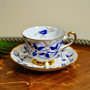 Vintage Royal Chelsea Tea Cup Saucer Set – Cobalt Blue Flowers, Gold Scroll Pattern, Montrose Shape, Bone China, Made in England, 1950s