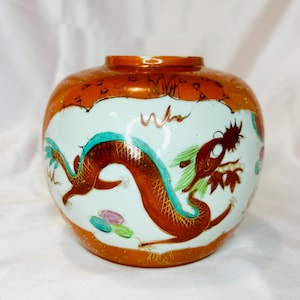 Jarra de porcelana china vintage con motivo de dragón y fénix, época de la República, pintada a mano, horno Heng Xing Chang, c. década de 1930