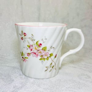 Vintage Crown Trent Fine Bone China Mug – Pink Floral Design, Spiral Texture, Staffordshire England, Circa 1980s Collectible Teacup