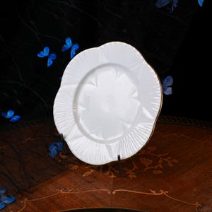 Vintage Shelley Dainty White Fluted Bone China Plate – Scalloped Gold Rim, Ribbed Radiating Panels, Salad Dessert Tea Dish, England 1950s image 2