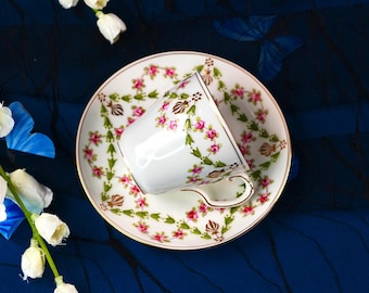 Antique Wedgwood Pink Rose Garland Tea Set – Elegant Raised Floral Design, Gold Trim, Vintage English Bone China, 1930s England Rare Find