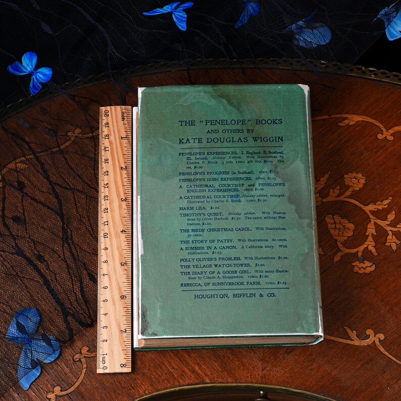 Antieke eerste editie van Rebecca of Sunnybrook Farm – Kate Douglas Wiggin, Houghton Mifflin, groene linnen band met afbeeldingen, stofomslag, gesigneerd 1903 afbeelding 3