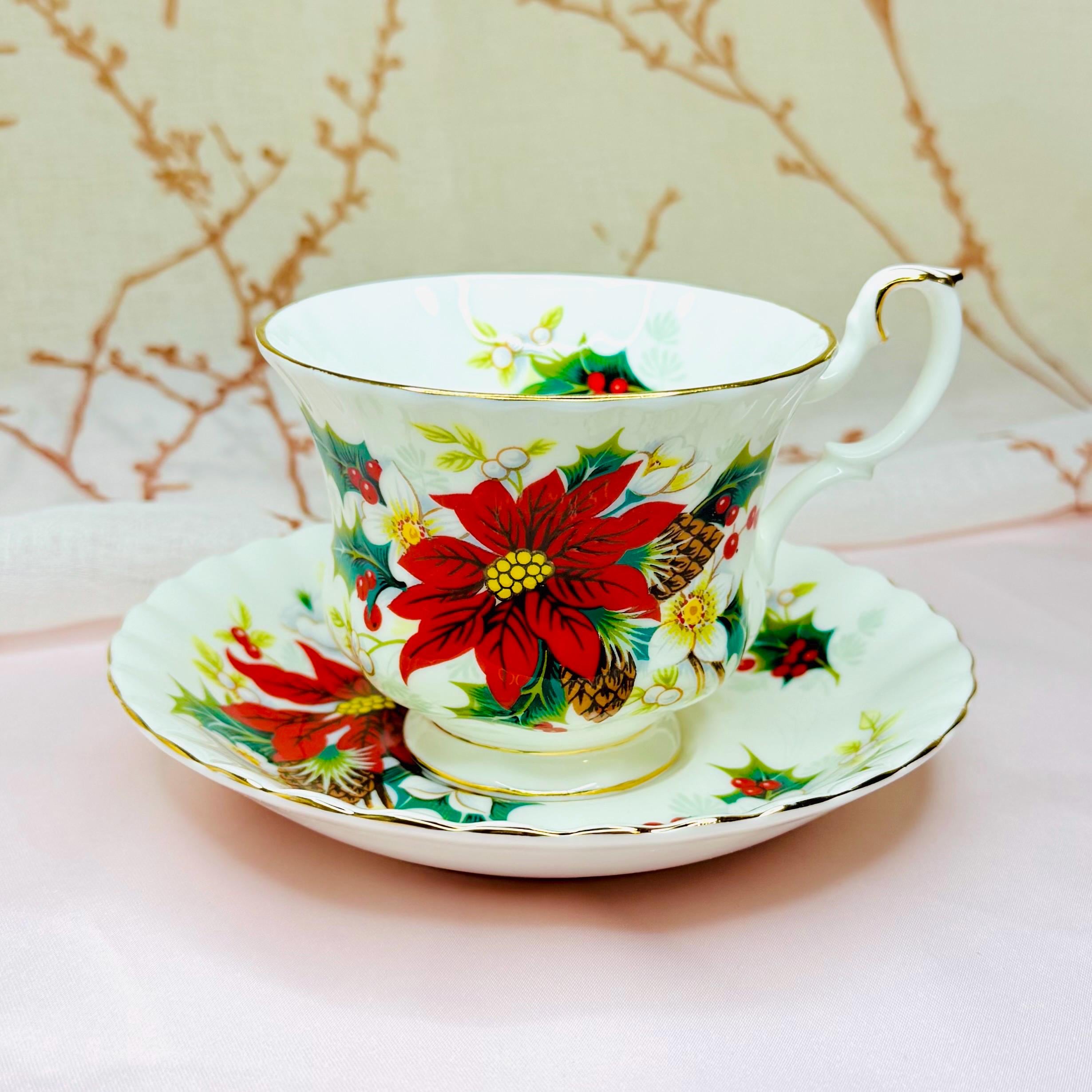 英国製　希少　ロイヤルアルバート　ポインセチア プレート＆マグ　2点セット 英国製 ROYAL ALBERT 【Poinsettia】ポインセチア
