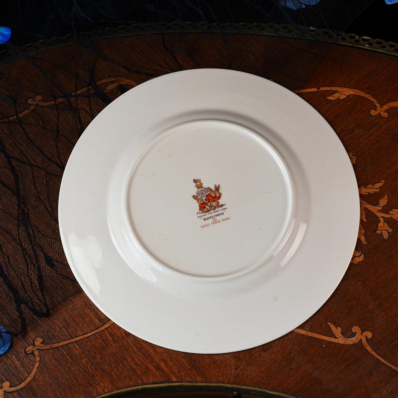 Vintage Royal Doulton Bunnykins Child's Plate – Mr Piggly's Stores Shop Scene, Running Rabbit Border, English Bone China Nursery Ware 1960s image 6