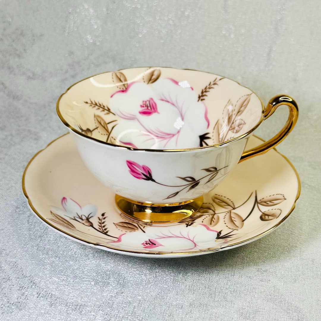 Vintage Royal Grafton studio Craft Fine Bone China Teacup Saucer Vintage Royal Grafton studio Craft Fine Bone China Teacup Saucer
