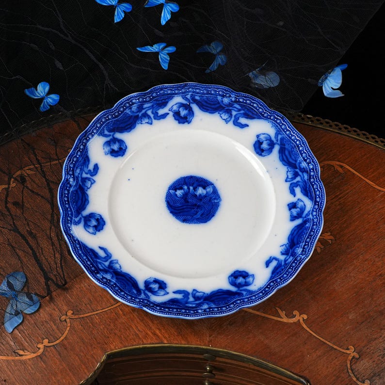 Antique New Wharf Pottery Geneva Flow Blue Plate 10” – Art Nouveau Cobalt Tulips, Semi-Porcelain Staffordshire England, Scalloped Rim, 1890s image 5