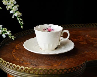 Antique Copeland Spode Jewel Teacup and Saucer – Embossed Beadwork, Pink Rose, Cream Scalloped, Pat. 1926, England 1930s