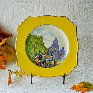 Vintage Royal Winton Chintz Plate 9 inch – Floral Porcelain Decorative Dish Multicolor Garden Blooms Shabby Chic Home Decor, England 1930s